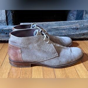Johnston & Murphy Men’s suede & leather boots